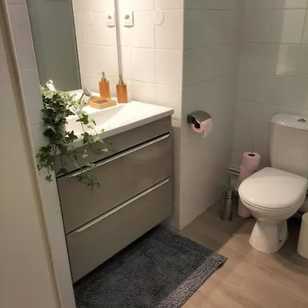 Bright Studio With Balcony In Beziers * Béziers
