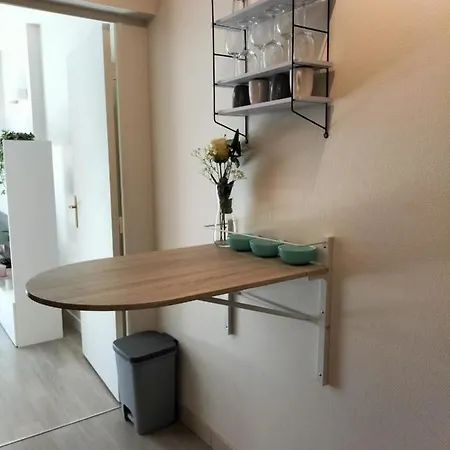 Lejlighed Bright Studio With Balcony In Beziers *